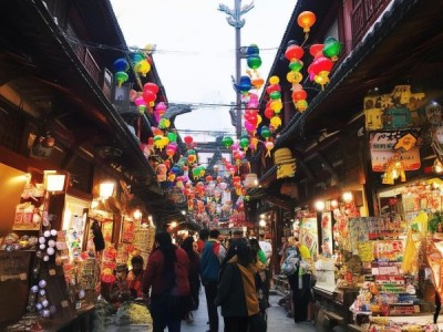 诸城新闻九龙商贸城，商业与文化的完美融合