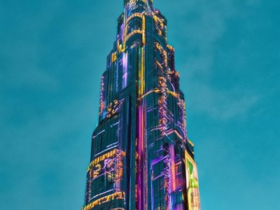 商贸大厦是城市的璀璨明珠