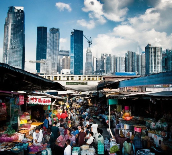 商贸类产业，机遇与挑战的双重奏